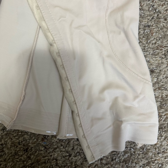 Nude Tummy Control Shapewear - Picture 5 of 6